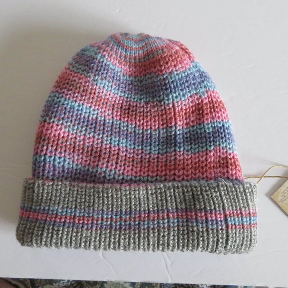 🔥HPx2🔥Pakaboo Alpaca Beanie, NWT - Reversible - Handmade in Peru - Picture 2 of 13